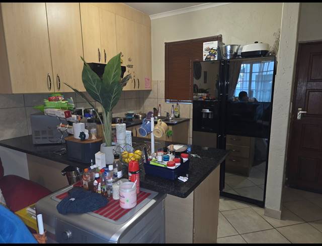 2 BEDROOM APARTMENT FOR SALE IN WATERVAL EAST